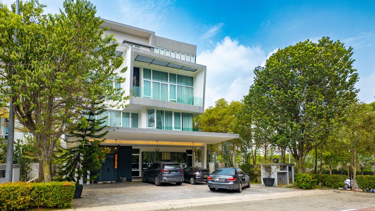 Three Half Storey Aspen Garden Residence Cyberjaya - photo 2