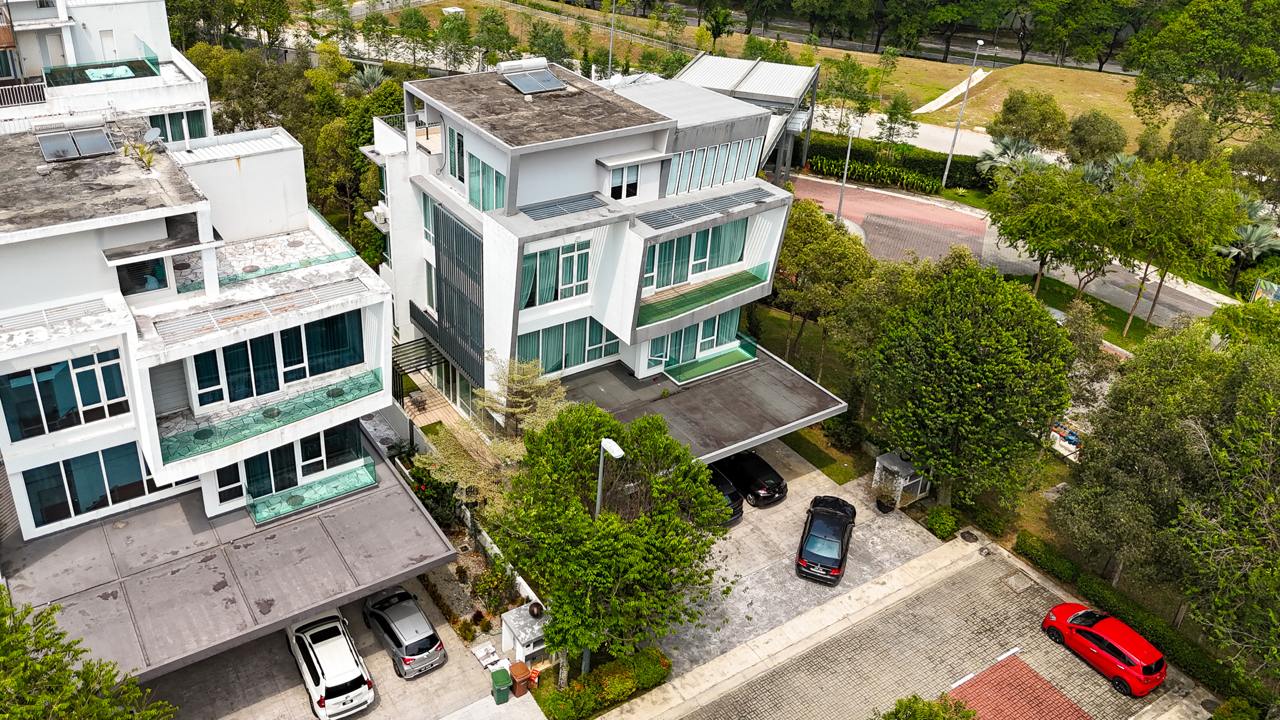 Three Half Storey Aspen Garden Residence Cyberjaya - photo 3