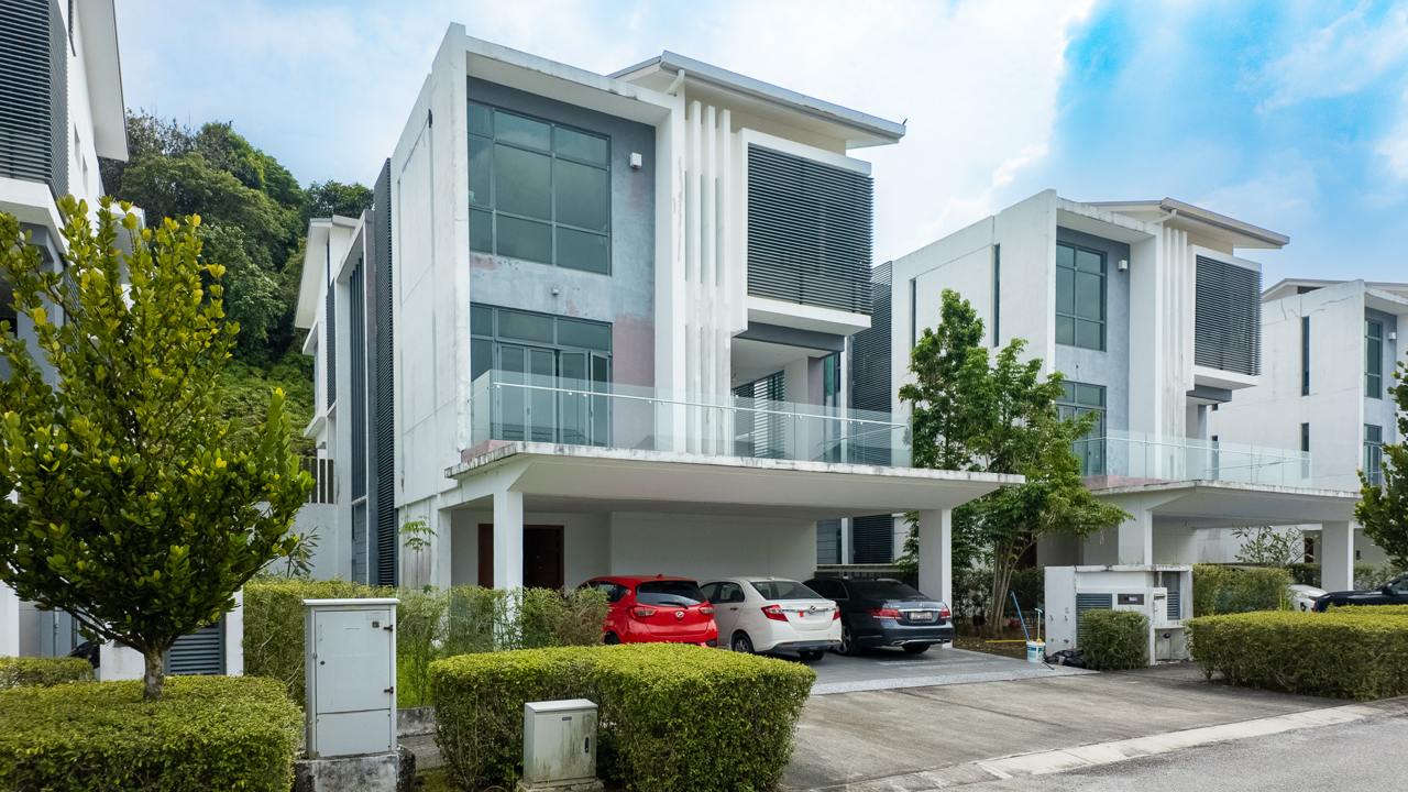 Three Storey Bungalow Sejati Residence Astonia 2 - photo 2