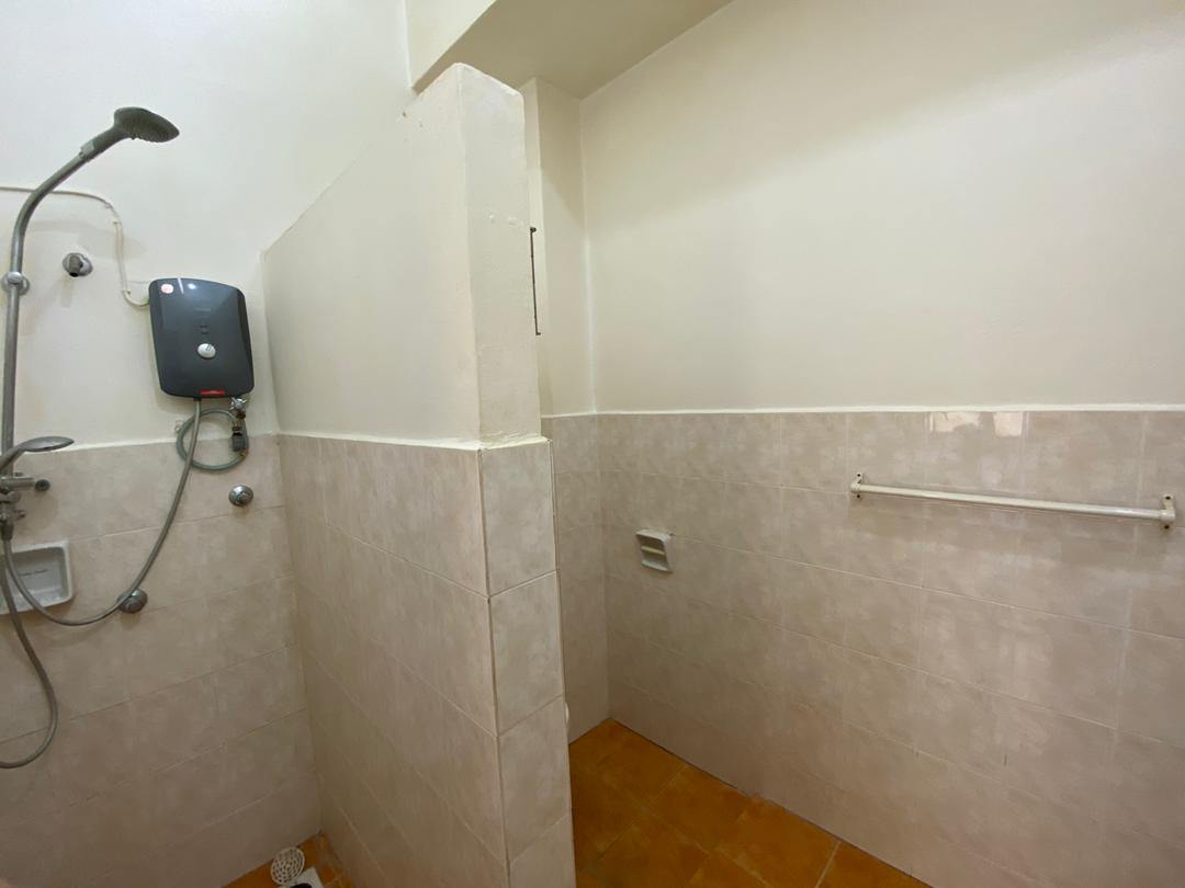 Three storey townhouse upper level Prima Court Tam - photo 6