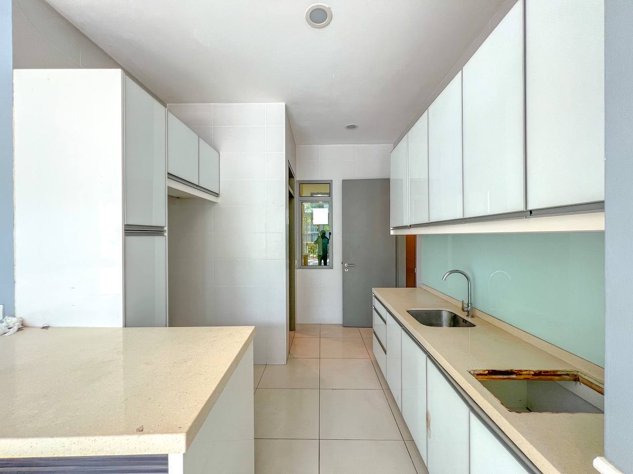 Endlot Three Storey Schubert Symphony Hillls - photo 12