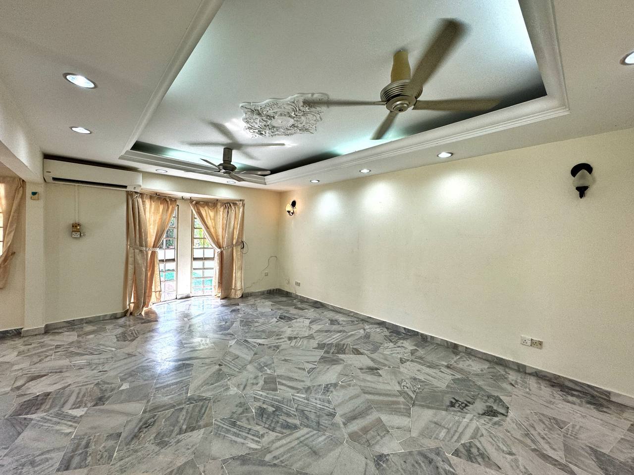 Semid Corner Seksyen 9 Shah Alam - photo 12