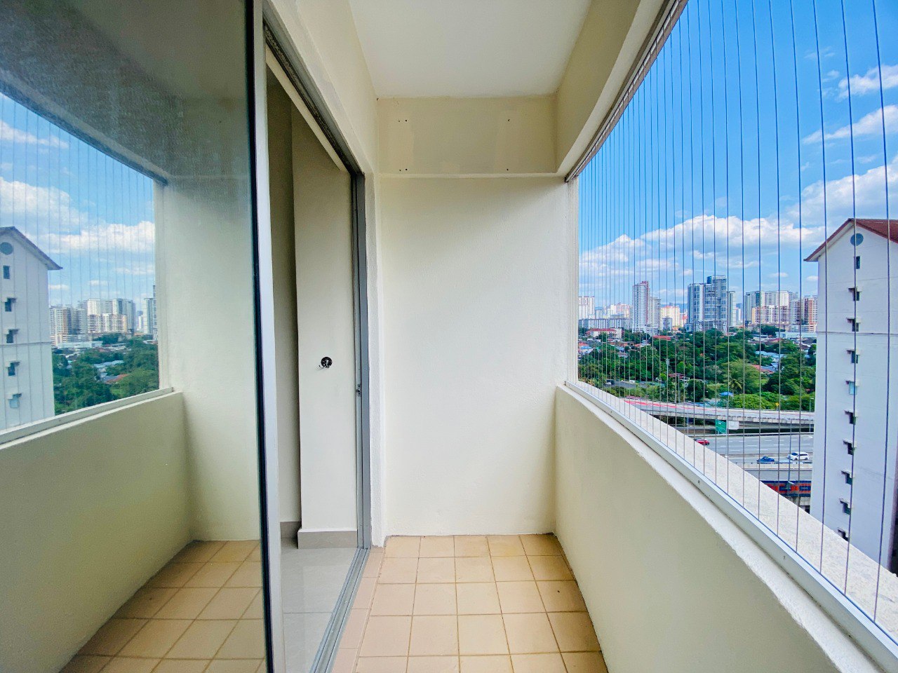 Medium Floor Sentul Utama Condo - photo 9