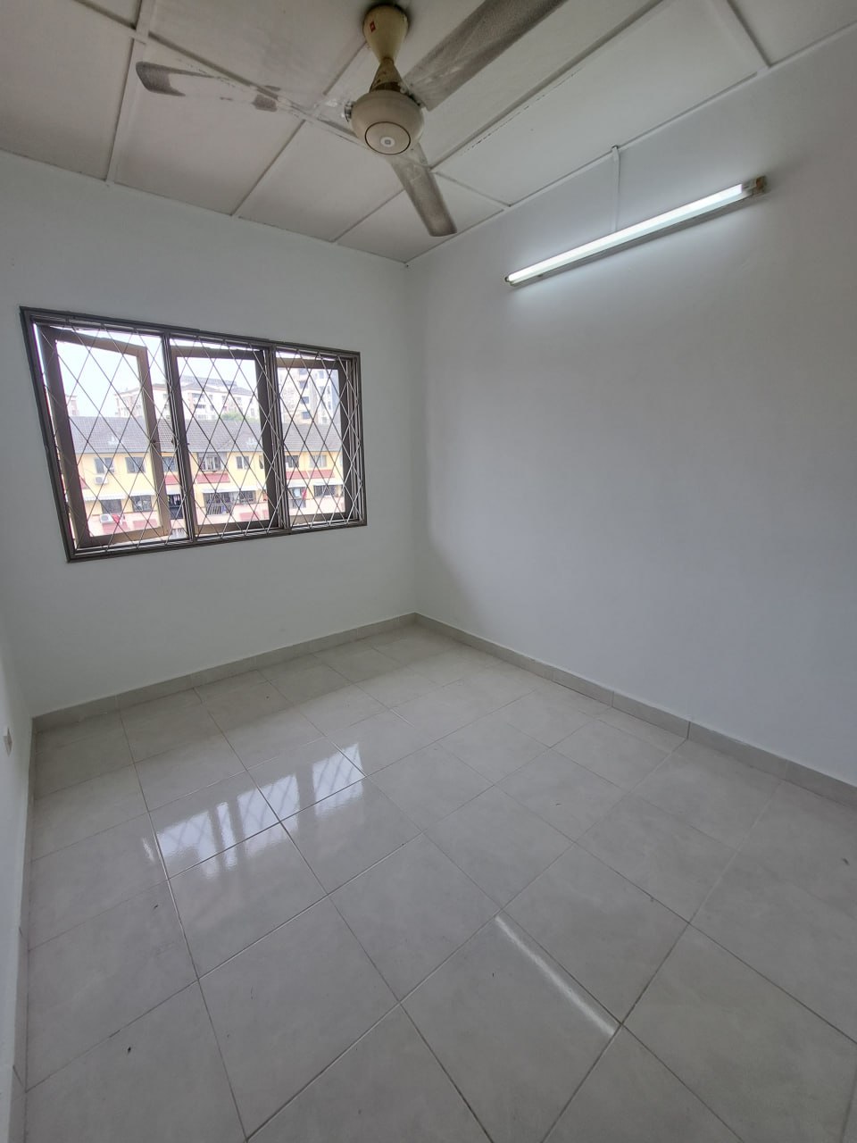 Duplex Block N Dahlia Apartment Pandan Indah - photo 12