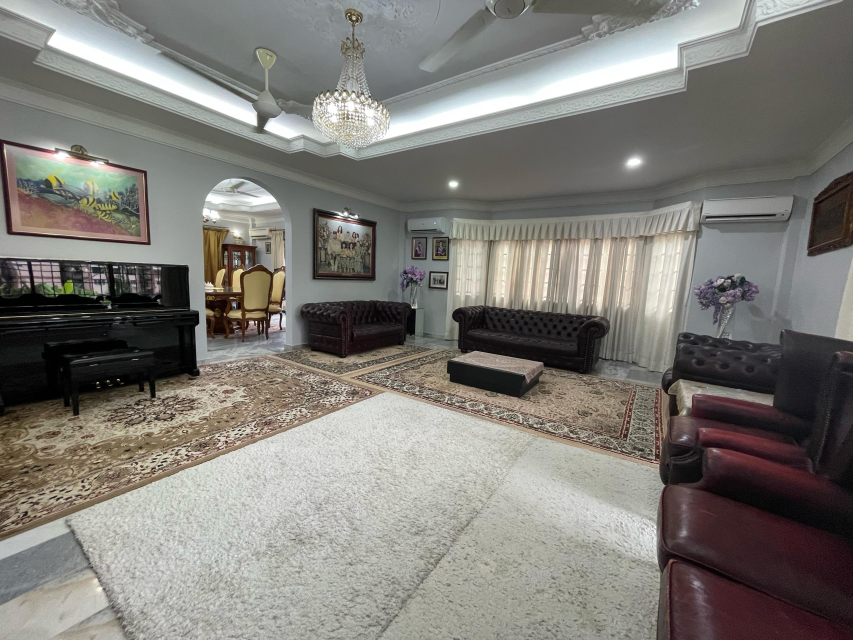 Double Storey Bungalow Jalan Kent with swimming po - photo 6