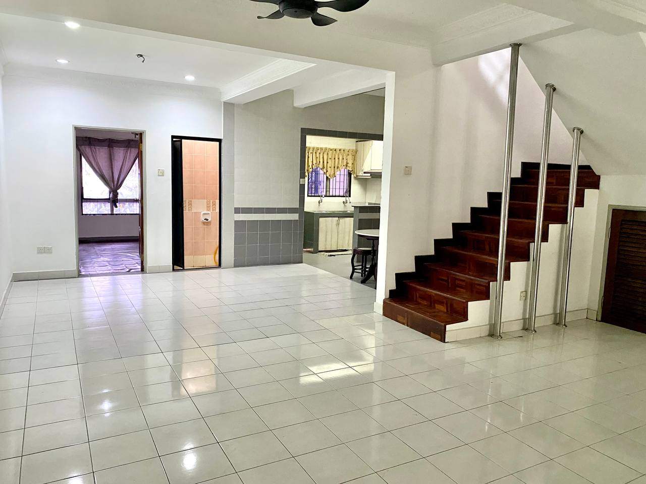Double Storey Terrace Seksyen U5 Subang Bestari - photo 8