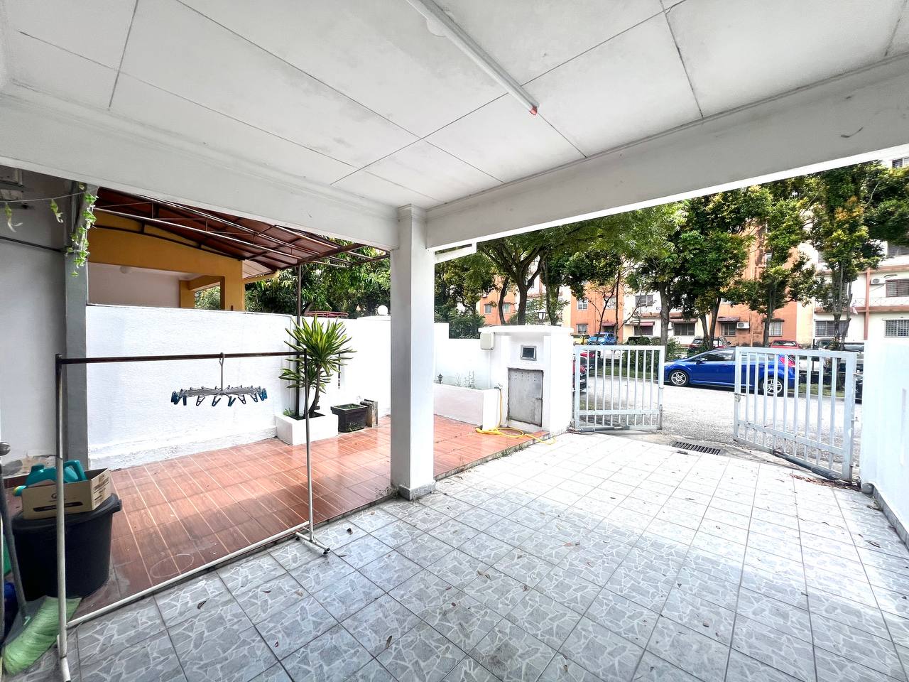 Double Storey Pinggiran Usj 2 Intermediate - photo 3