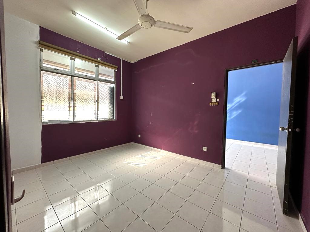 Townhouse Pinggiran Cempaka Ampang Groundfloor - photo 8
