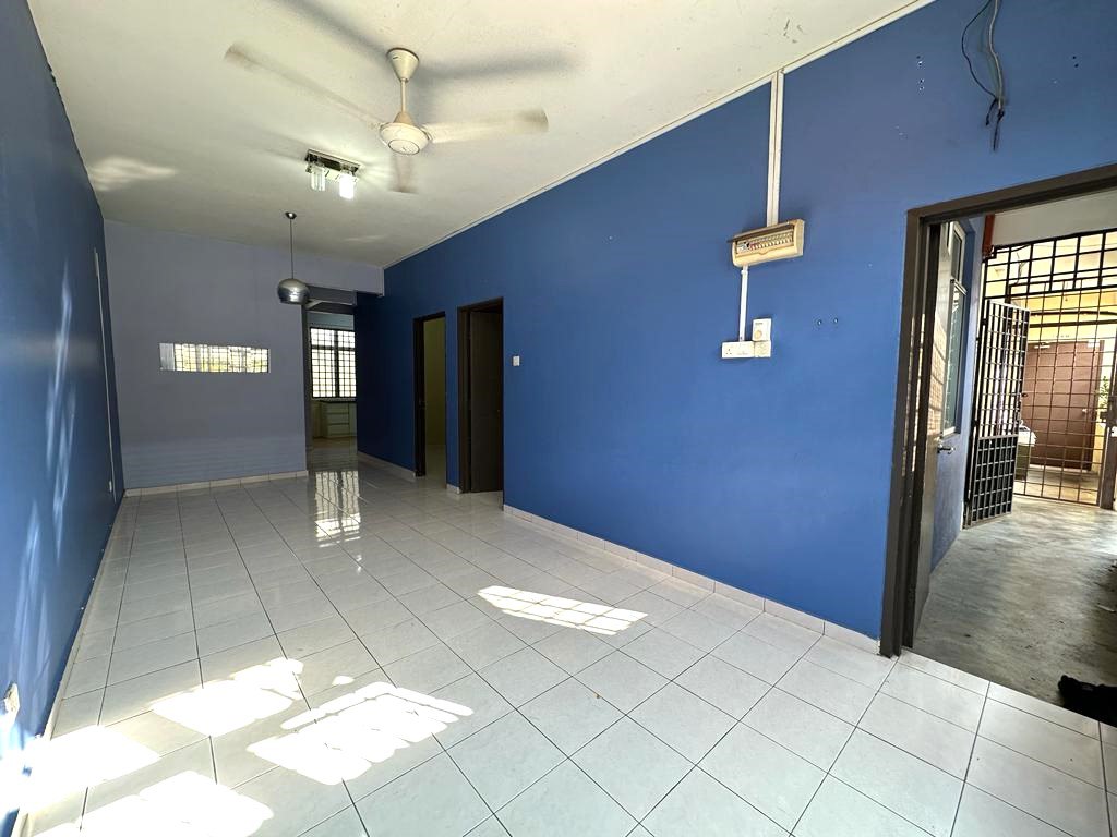 Townhouse Pinggiran Cempaka Ampang Groundfloor - photo 9