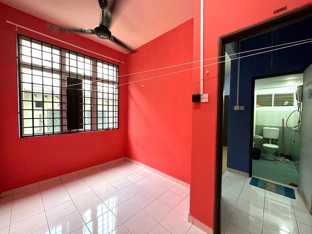 Townhouse Pinggiran Cempaka Ampang Groundfloor - photo 13