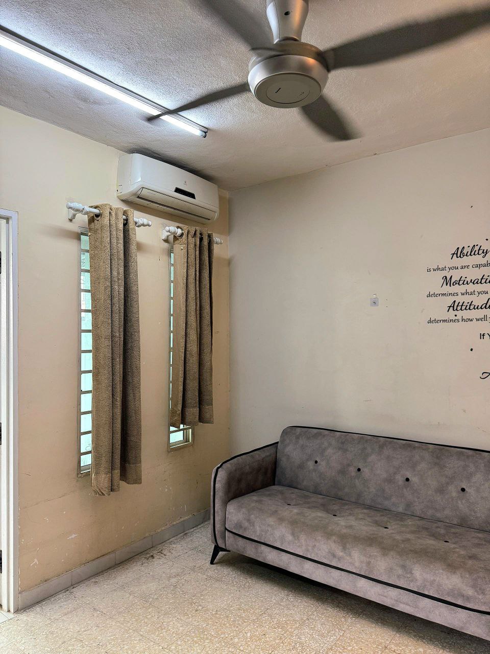 Double Storey Low Cost Ss 19 Subang Jaya - photo 5