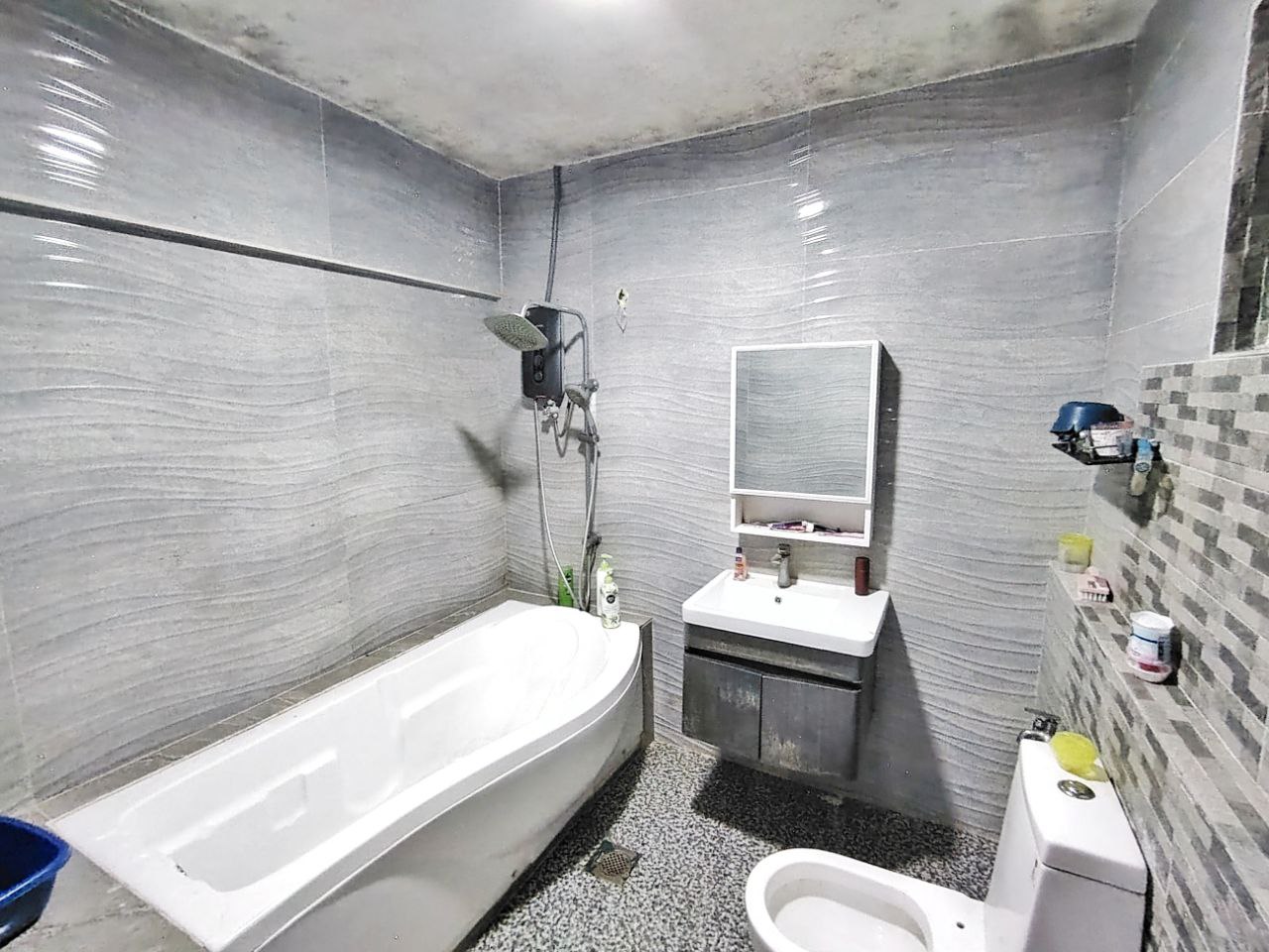 Single Storey Lembah Keramat 5c Intermediate - photo 8