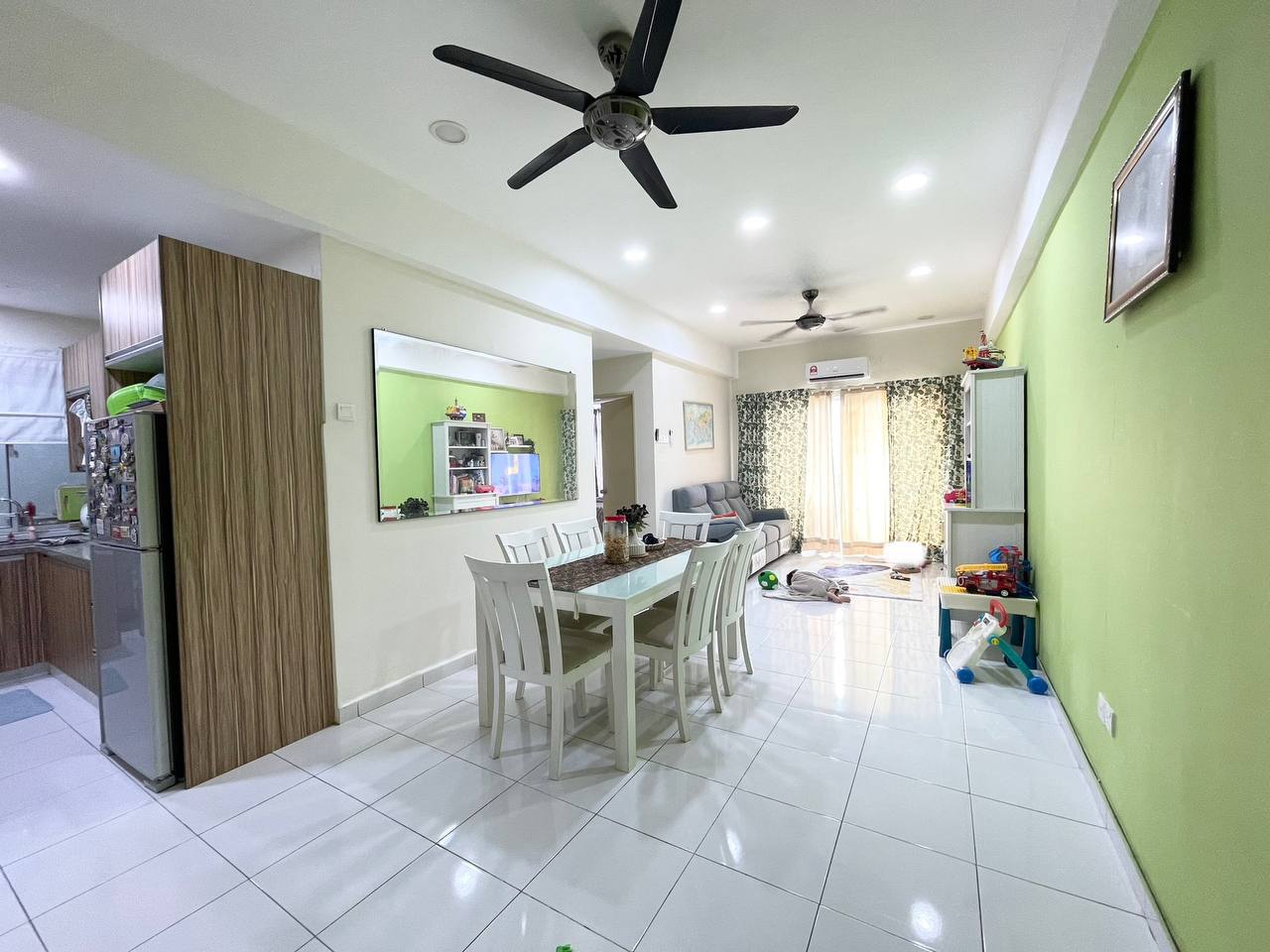 Fully Furnish Pangsapuri Damai Seksyen 25 Shah Ala - photo 2