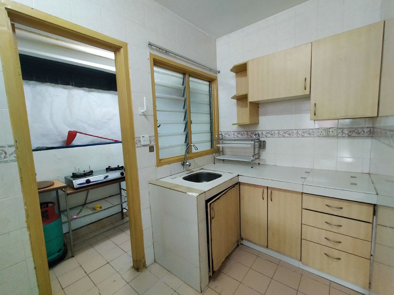 Partly Furnish Flora Damansara Perdana - photo 6