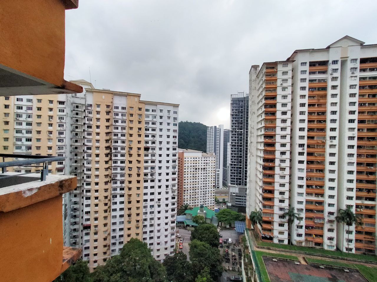 Partly Furnish Flora Damansara Perdana - photo 9