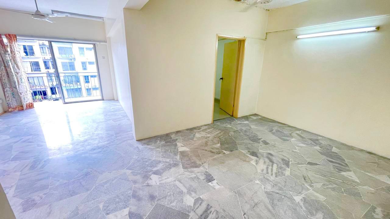 The Palladium Condo Jalan Gurney Partly Furnish - photo 3