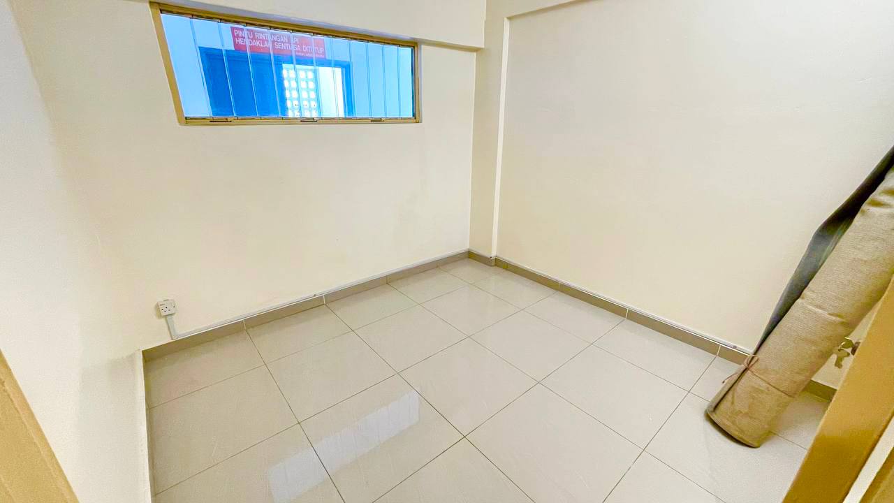 The Palladium Condo Jalan Gurney Partly Furnish - photo 9