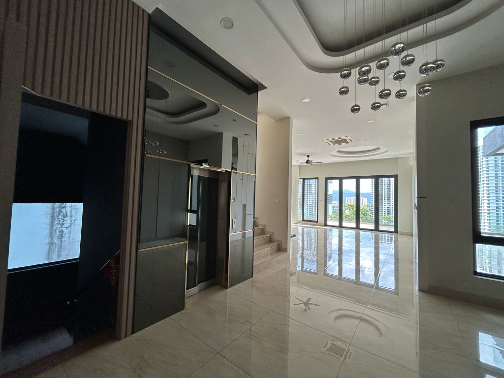 Two Storey Bungalow Country Heights Damansara - photo 3