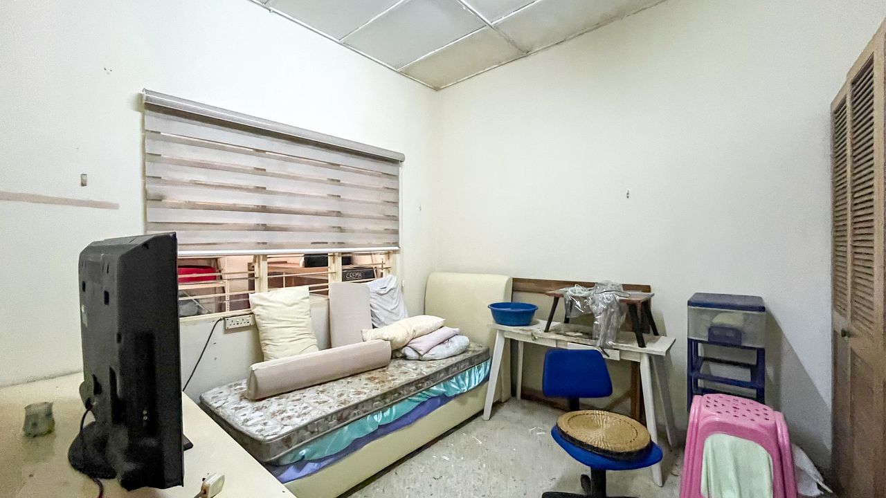 Single Storey ttdi Haji Openg Near Kiara Park - photo 10