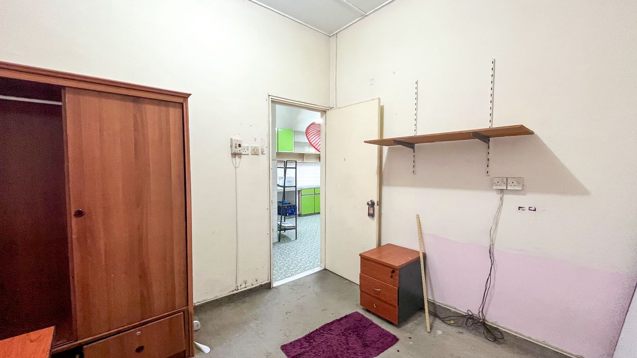 Single Storey ttdi Haji Openg Near Kiara Park - photo 11