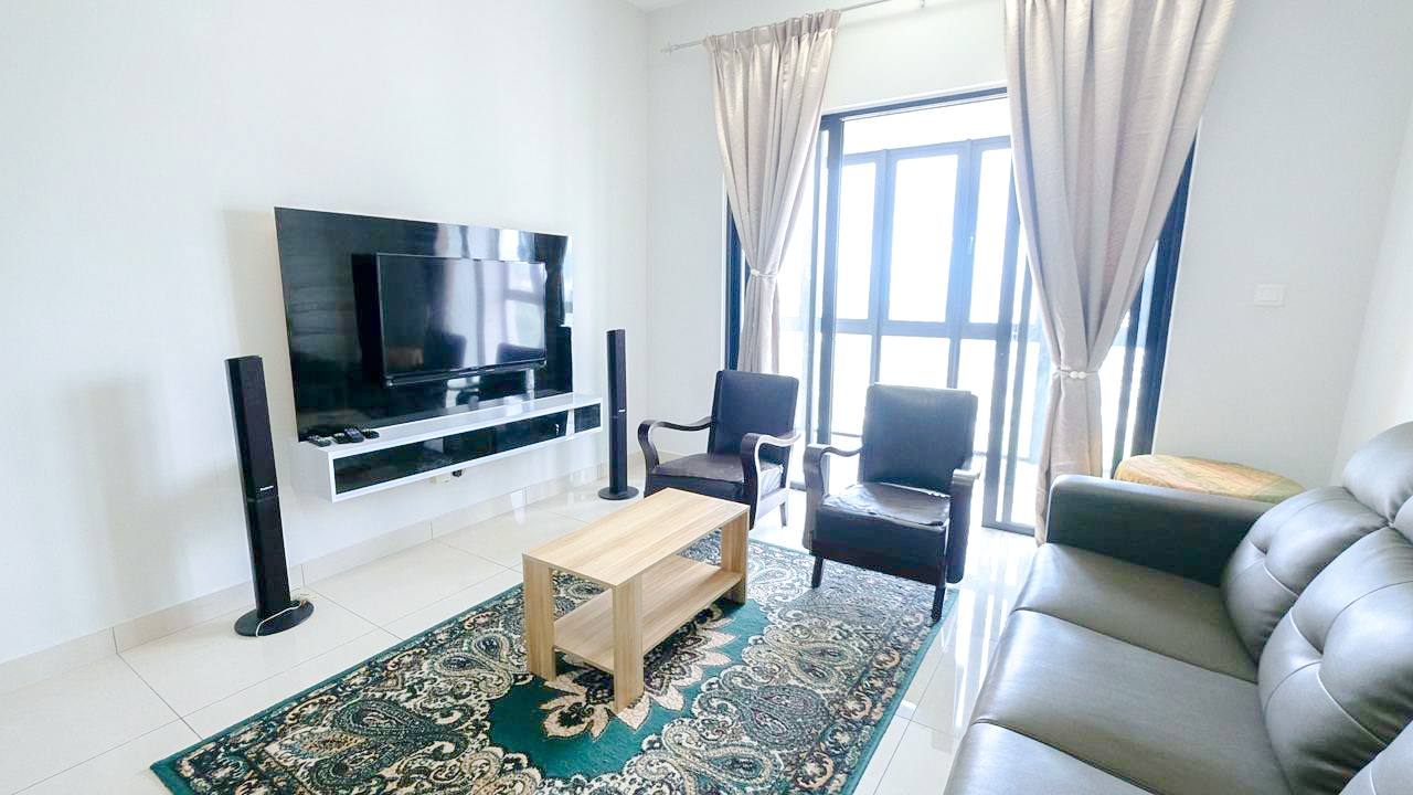The Haute Gurney Condo Fully Furnish - photo 3