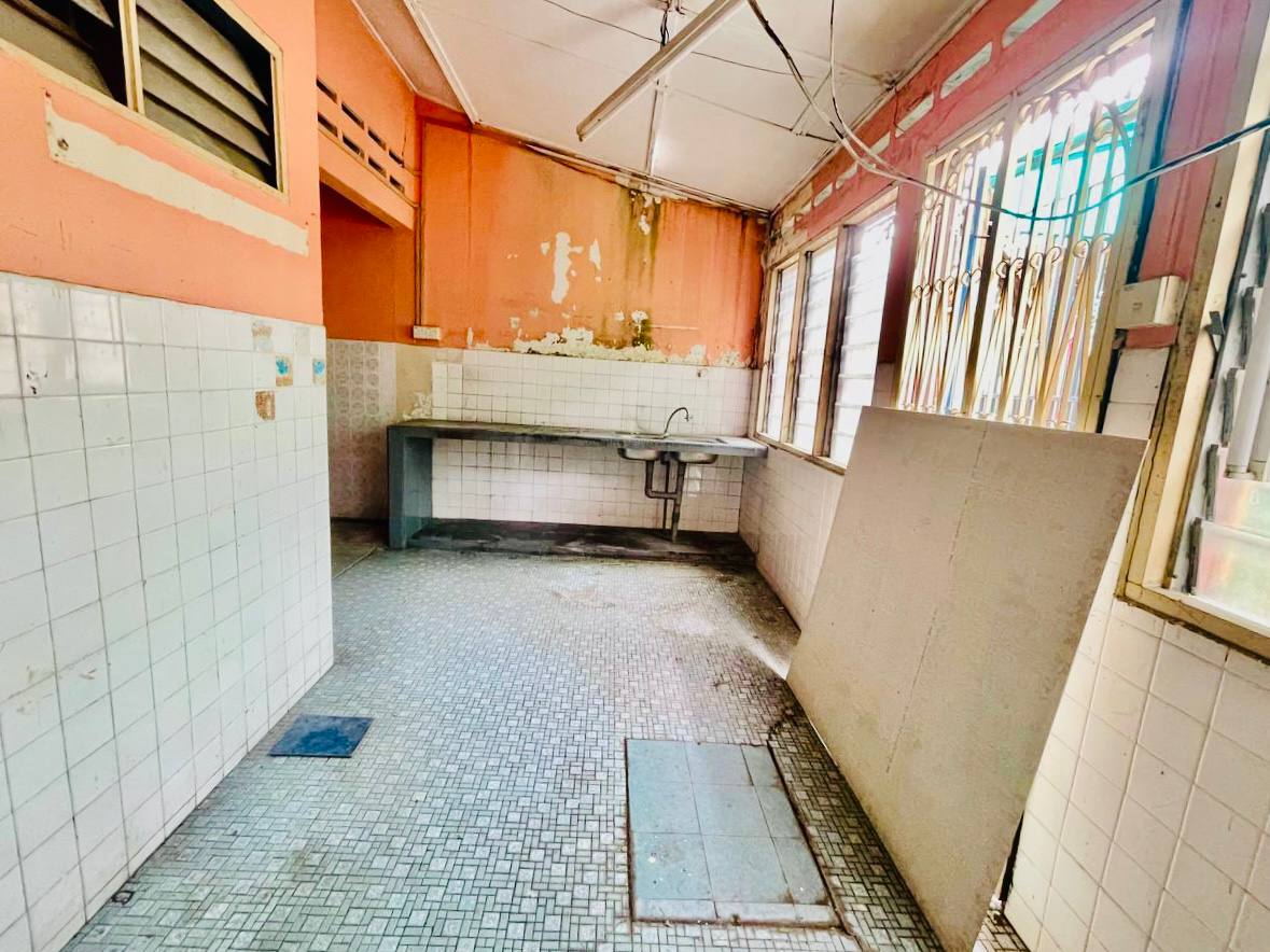 Single Storey Inter Taman Maluri Cheras - photo 9