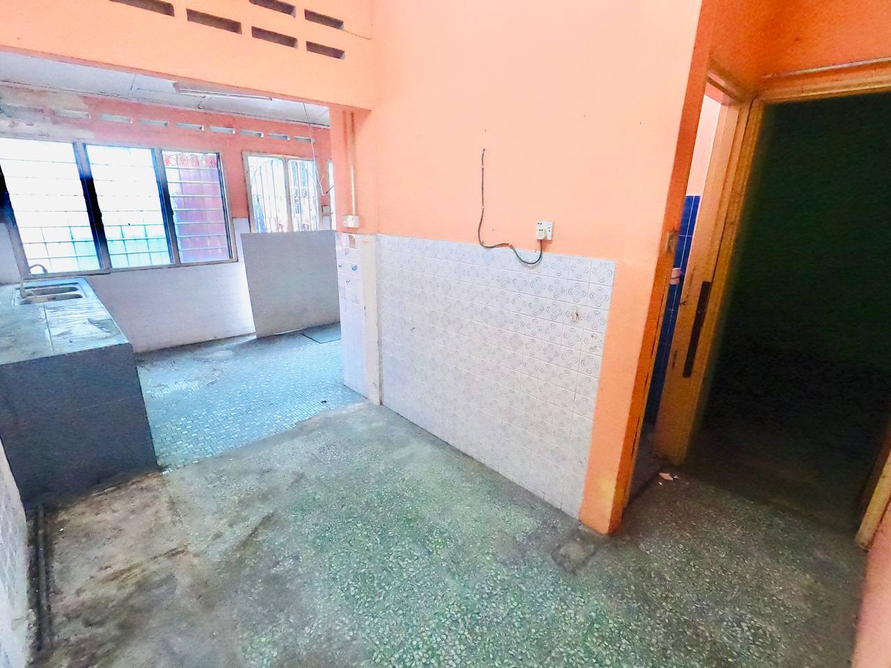 Single Storey Inter Taman Maluri Cheras - photo 10