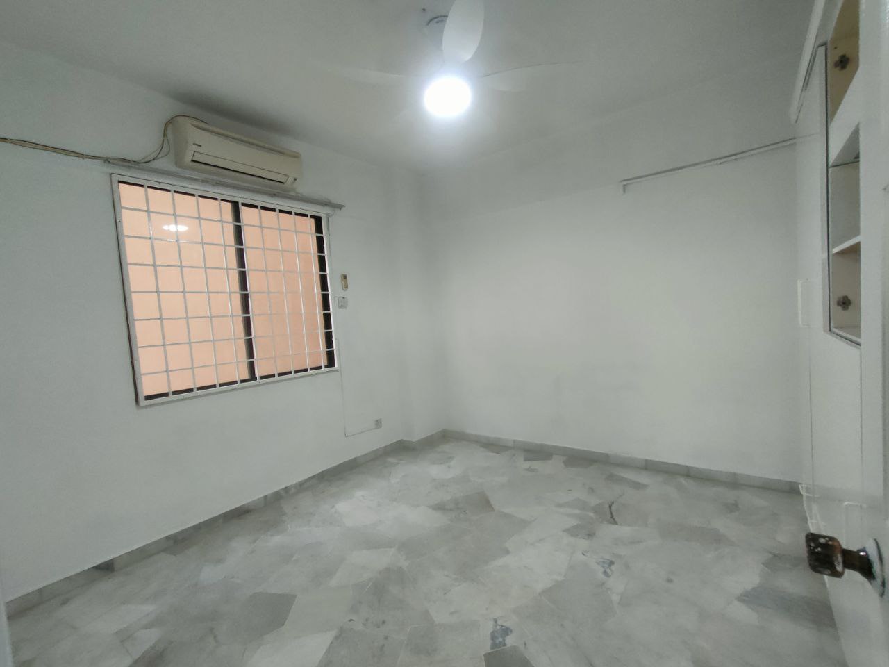 High Floor Kiara Park Ttdi Partly Furnish - photo 12