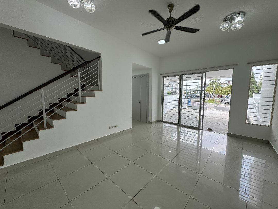 Viola Alam Impian Seksyen 35 Shah Alam - photo 8