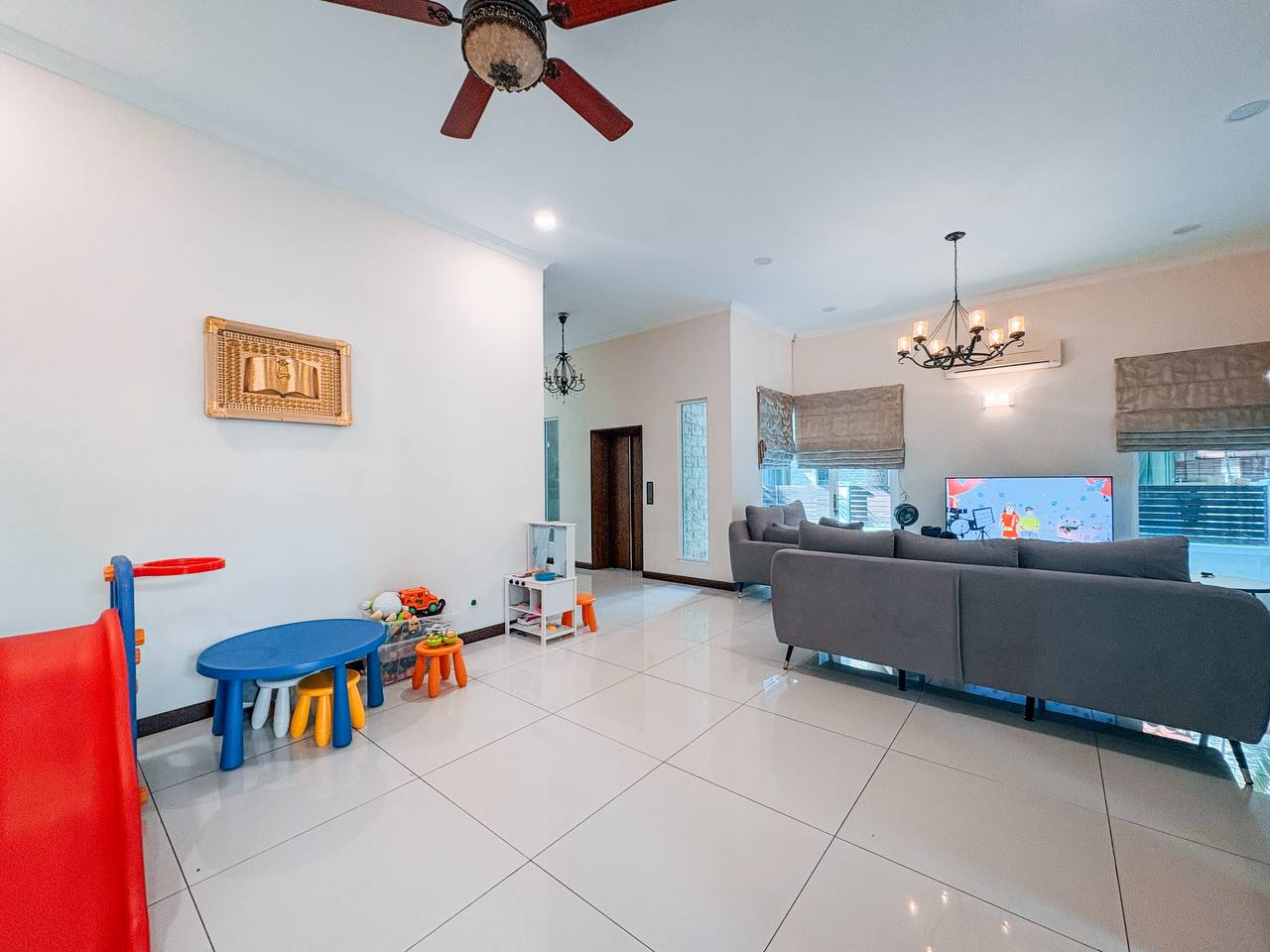 Three Storey Semid Beverly Heights Ampang - photo 3