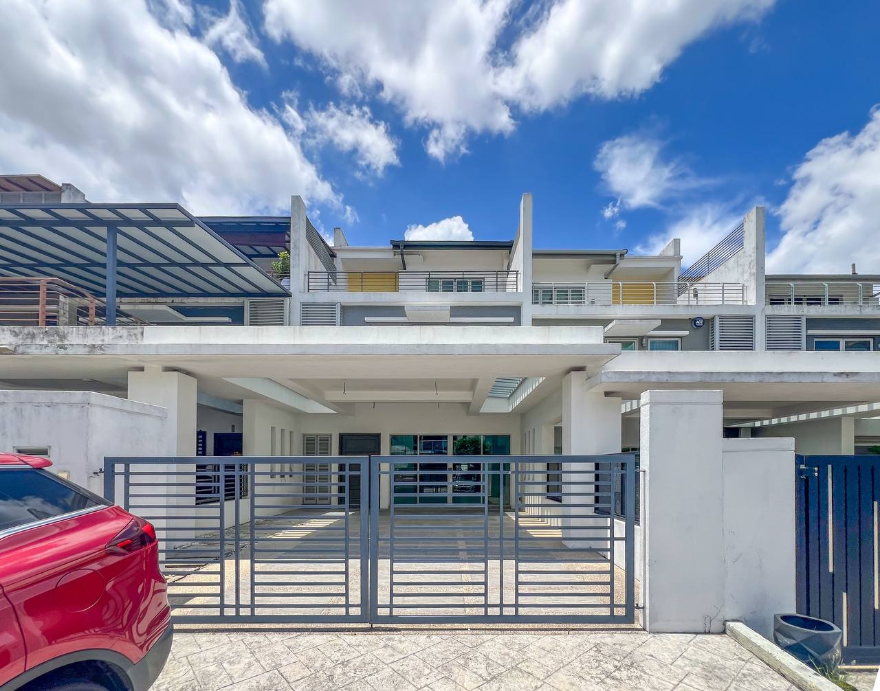 Three Storey Serissa Denai Alam Unfurnished - photo 2