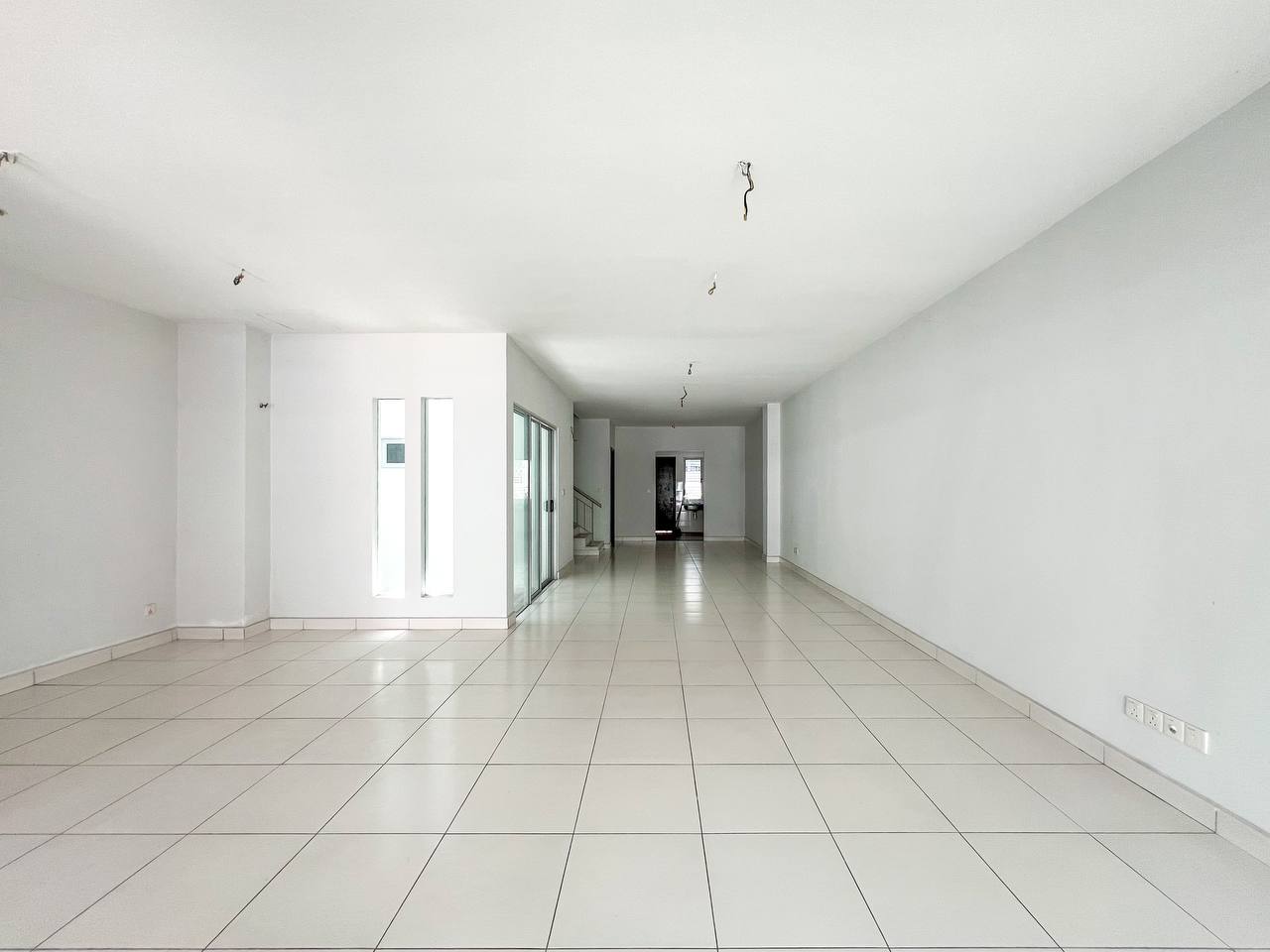 Three Storey Serissa Denai Alam Unfurnished - photo 5