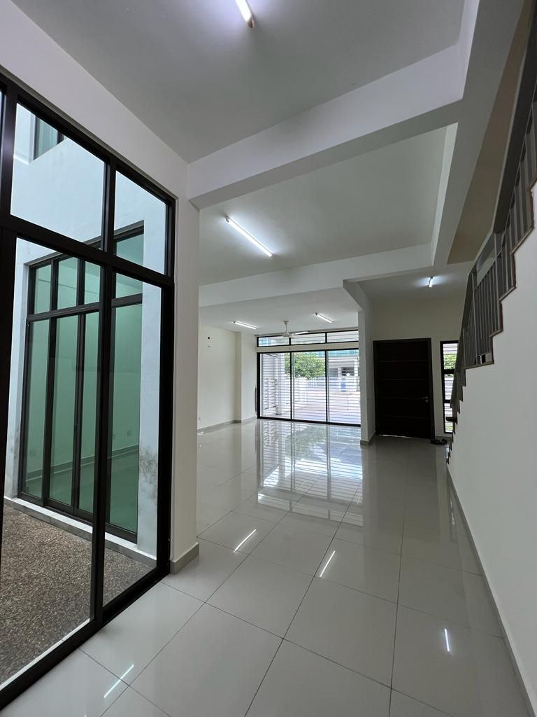 Double Storey Aster Grove Denai Alam - photo 2