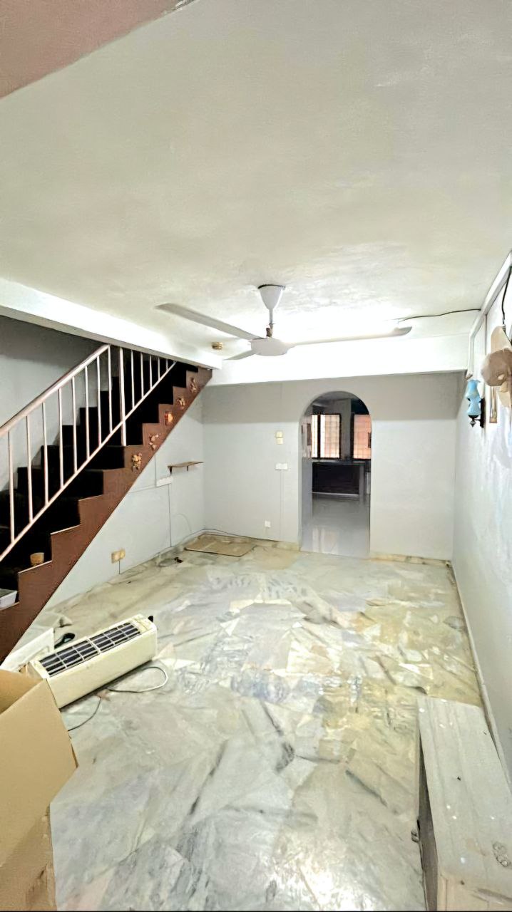 Three Storey Taman Sentul Jaya Intermediate - photo 3