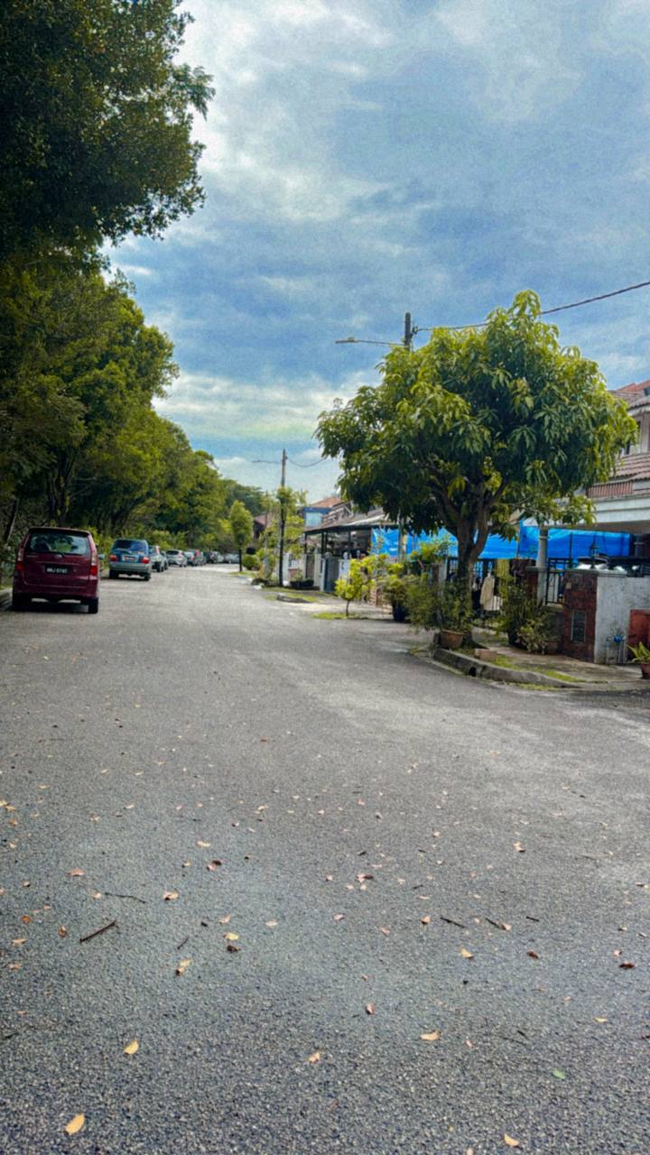 Corner Double Storey Damansara Emas Full Reno - photo 4