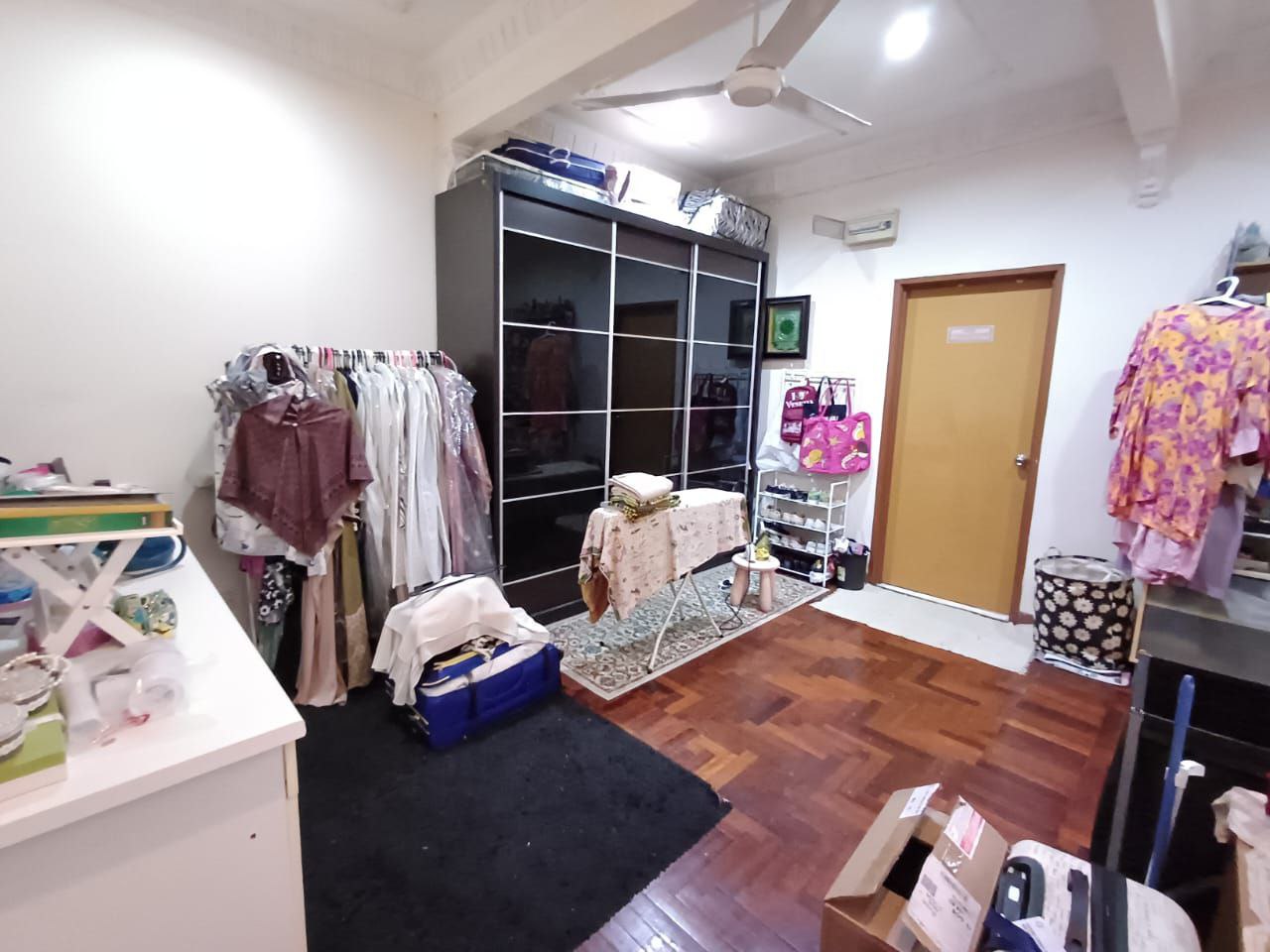 Double Storey Partly Furnish Bandar Sri Damansara - photo 13