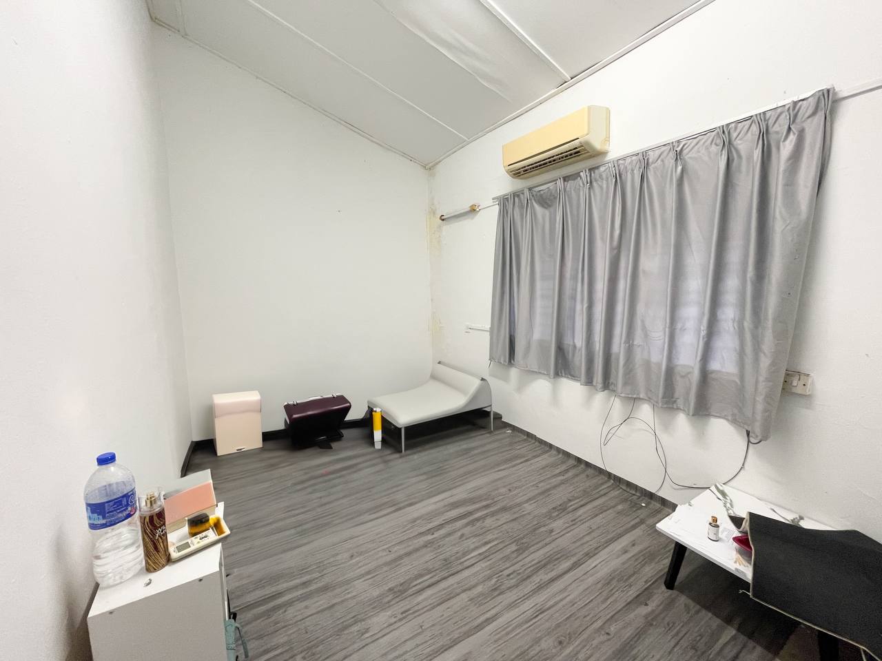 Double Storey Taman Melur Ampang Partly Furnish - photo 8