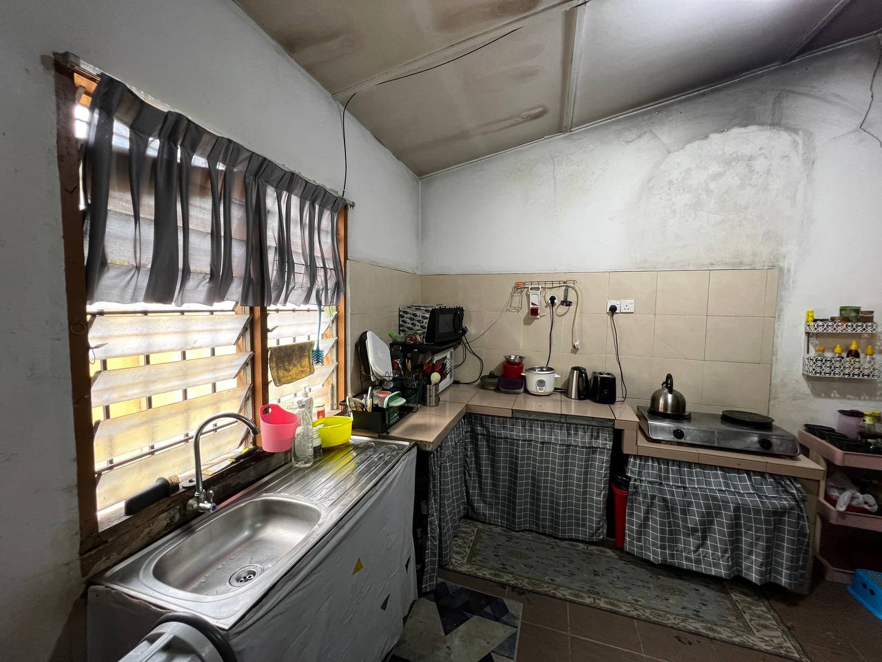 Double Storey Taman Koperasi Polis Fasa 1 - photo 4