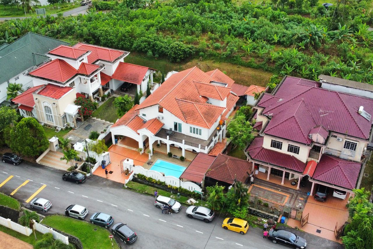Double Storey Bungalow Seksyen 8 Shah Alam - photo 2