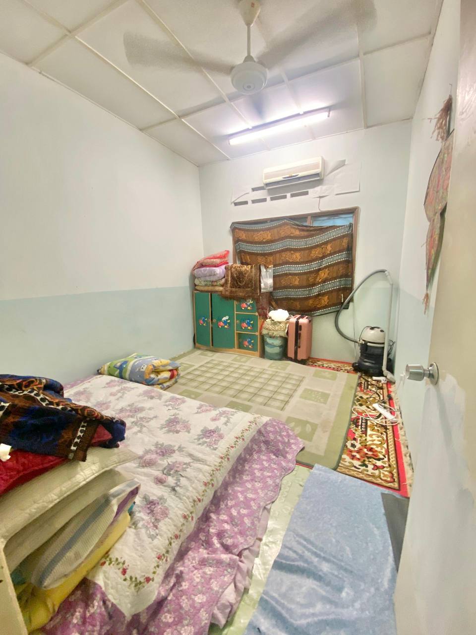 Single Storey Taman Saga Ampang - photo 2