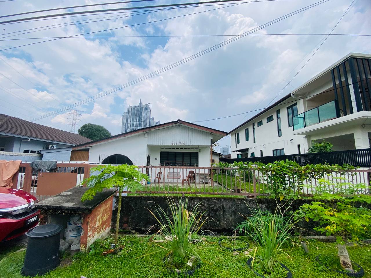 Single Storey Bungalow Jalan Enggang Utara Keramat - photo 2