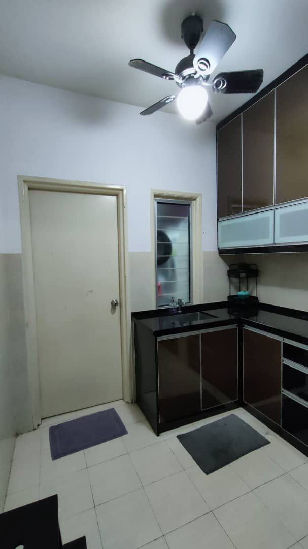 Kristal Heights Condo Seksyen 7 Shah Alam - photo 4