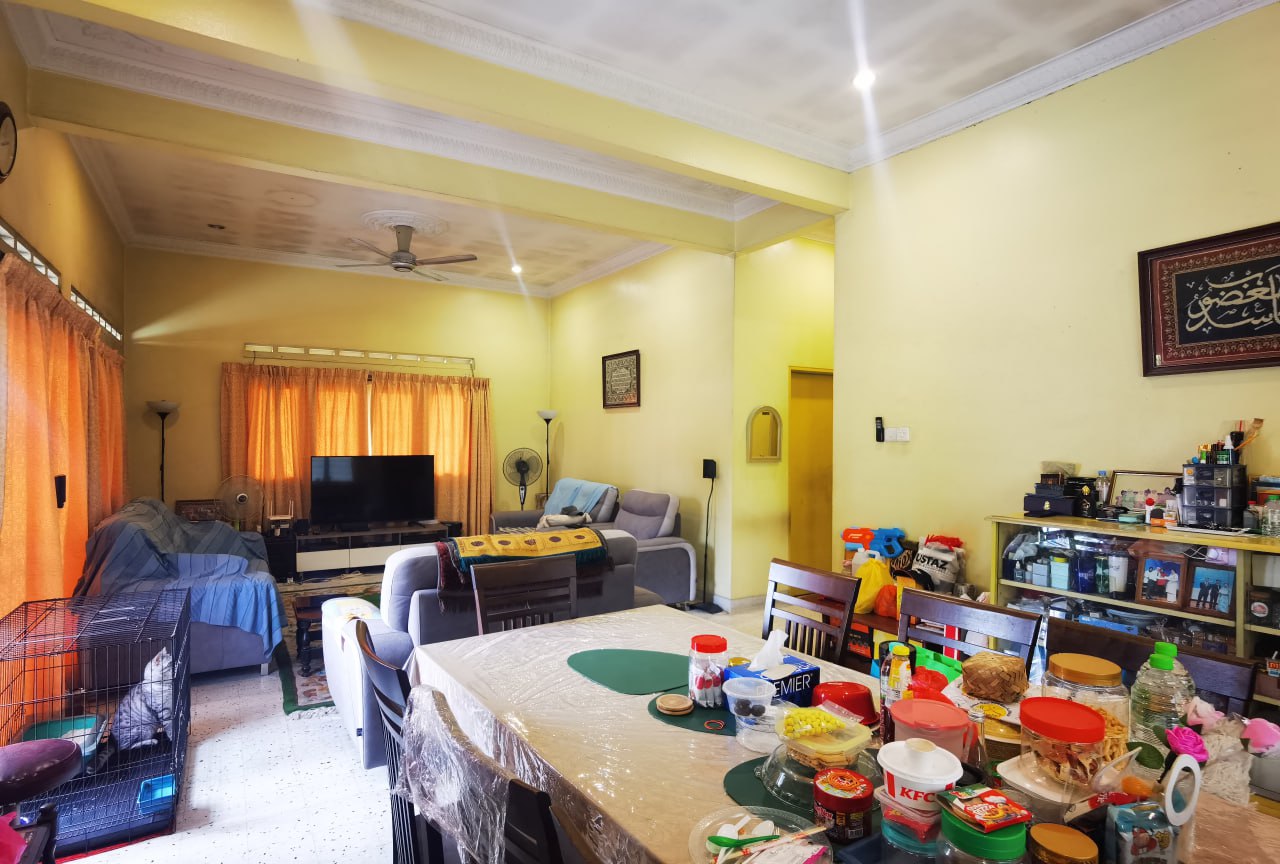 Banglo Setingkat partly Furnish Sg Besi Desa Tasik - photo 6