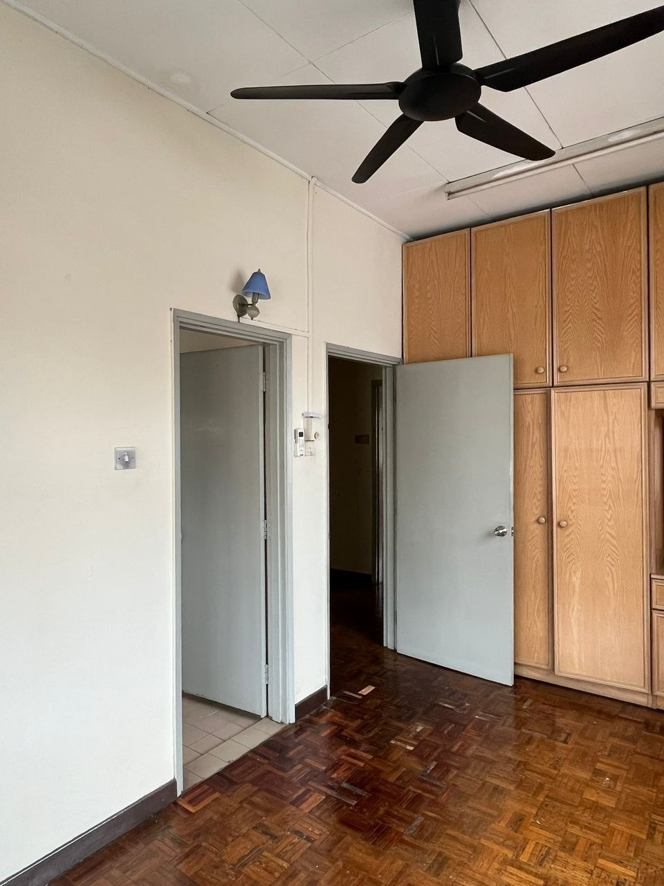 Endlot Usj 4 Subang Jaya Partly Furnish - photo 9
