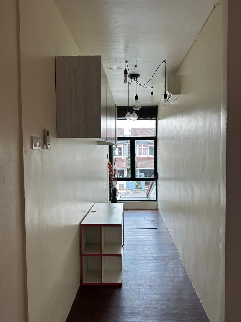 Double Storey Terrace Usj 22 Partly Furnish - photo 8