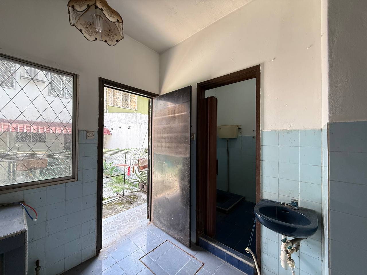 Double Storey Taman Sri Watan Ampang - photo 9
