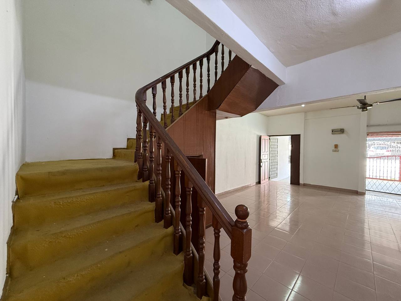 Double Storey Taman Sri Watan Ampang - photo 12