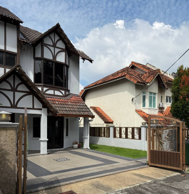 Endlot Double Storey Taman Bukit Setiawangsa - photo 4