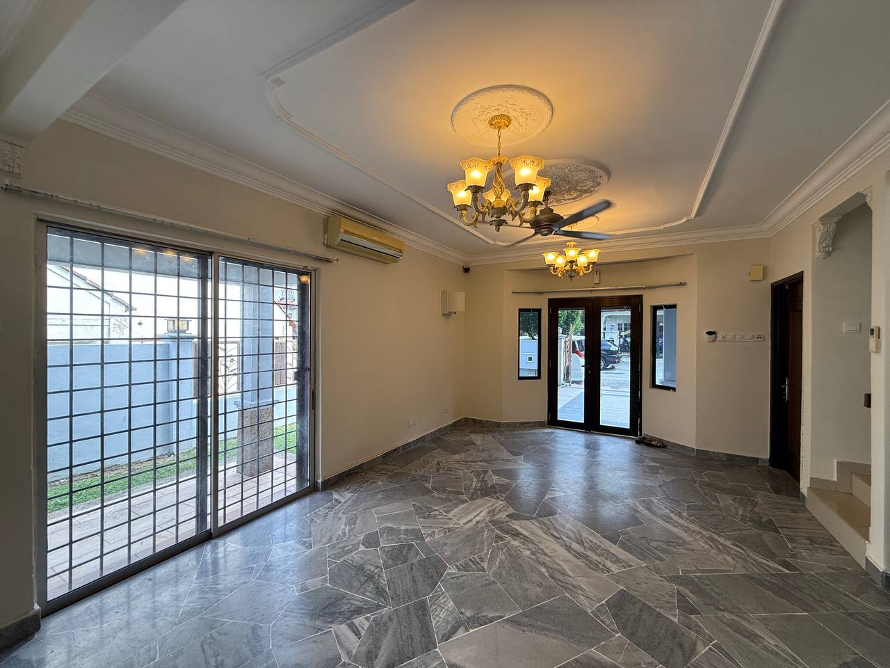 Endlot Double Storey Taman Bukit Setiawangsa - photo 6