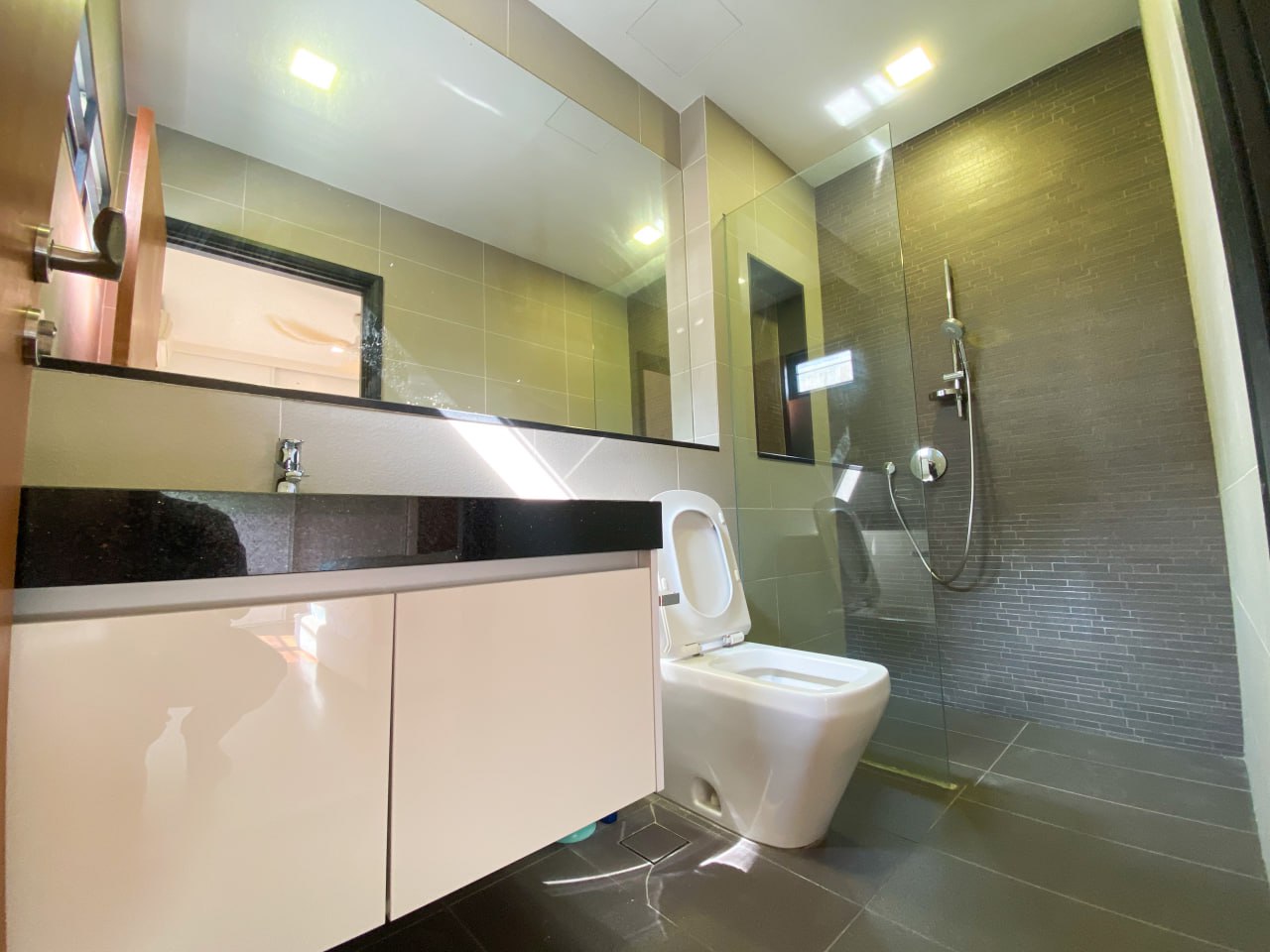 Corner Lot Double Storey Bukit Damansara Renovated - photo 5